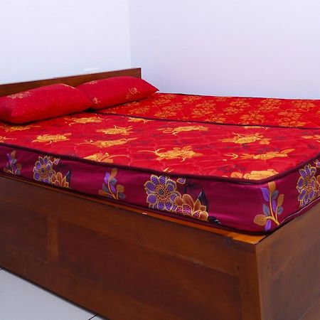 Отель Thekkumpuram Residency Kondotty Экстерьер фото