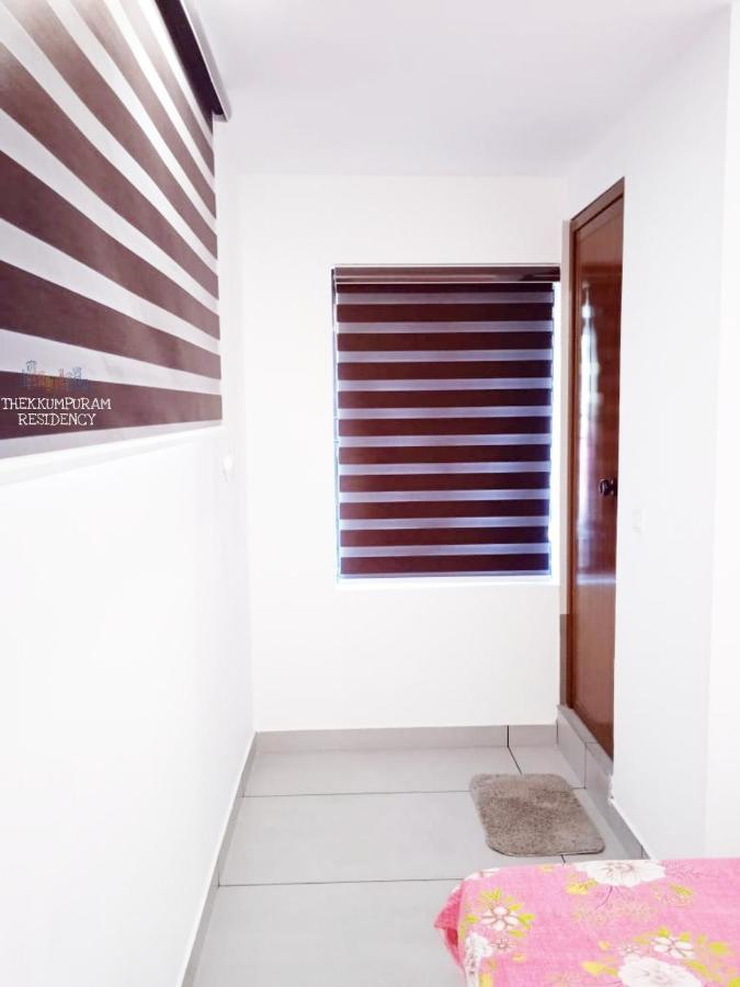 Отель Thekkumpuram Residency Kondotty Экстерьер фото