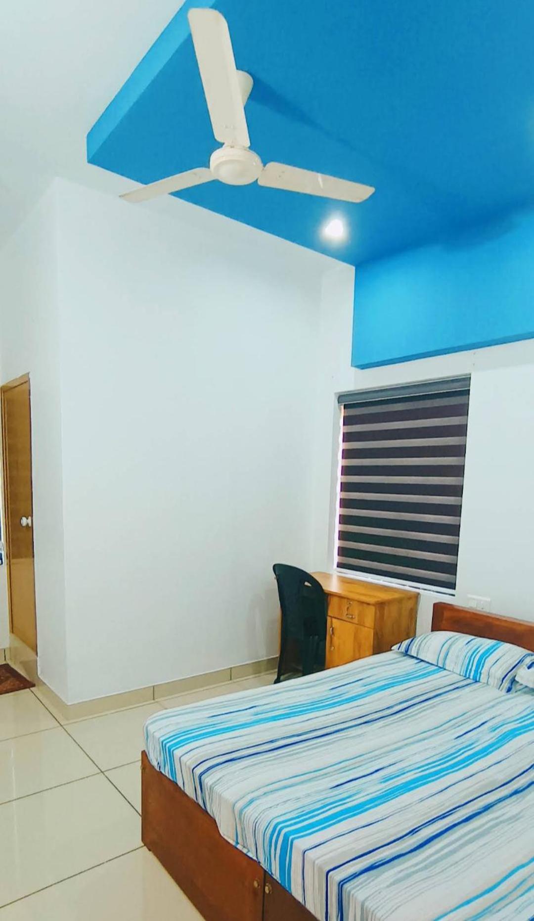 Отель Thekkumpuram Residency Kondotty Экстерьер фото